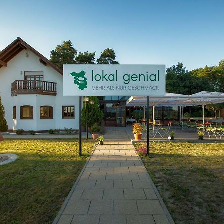 Lokal Genial Pension & Restaurant 비리츠 외부 사진