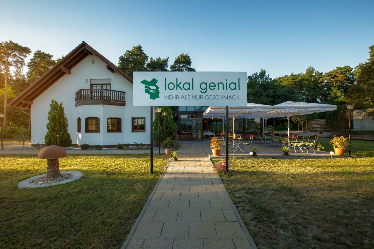 Lokal Genial Pension & Restaurant 비리츠 외부 사진