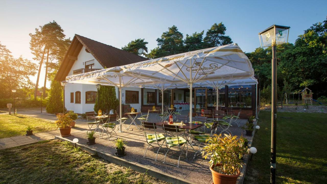 Lokal Genial Pension & Restaurant 비리츠 외부 사진