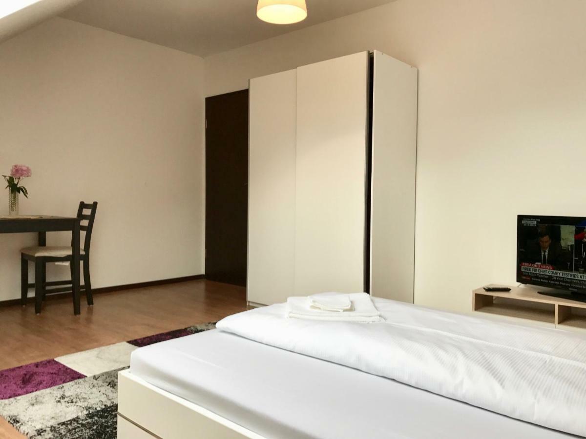 Lokal Genial Pension & Restaurant 비리츠 외부 사진